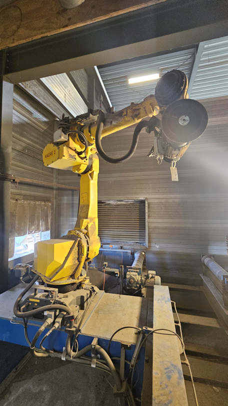 Gerefurbished slijprobot met nieuwe software en sensoren voor Pitbeton